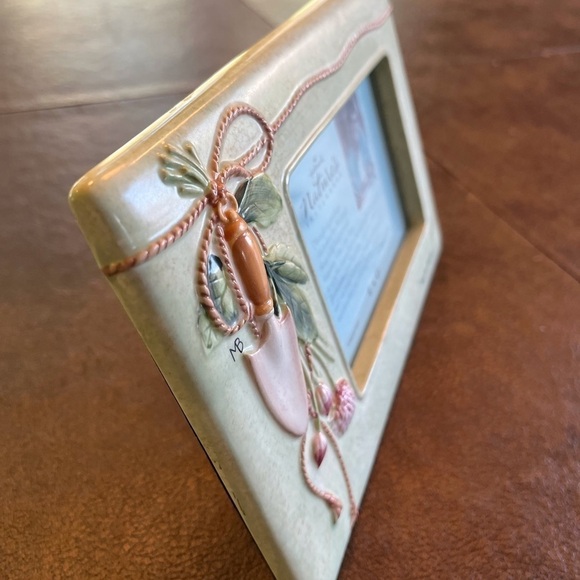 Vintage Hallmark Nature’s Sketchbook Frame by Marjolein Bastin - Picture 4 of 5